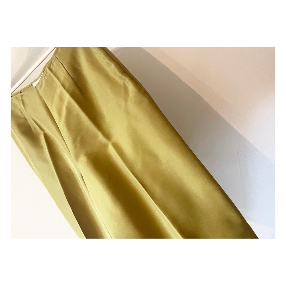 ANN TAYLOR - Spring Green Silk Pants